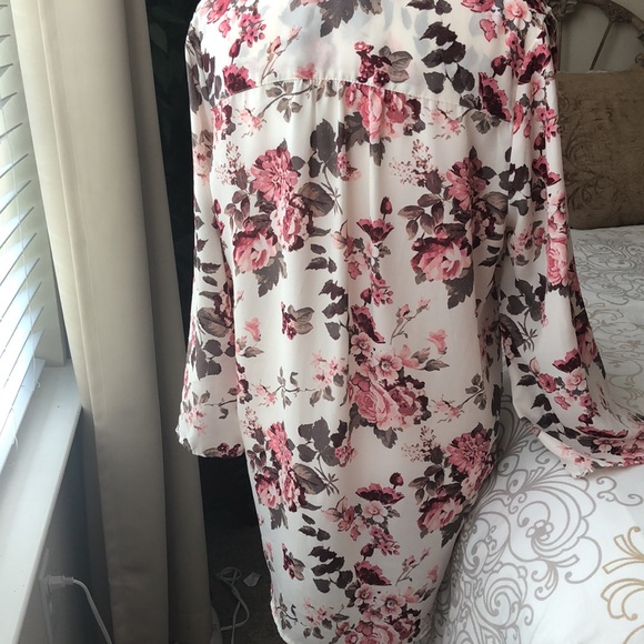 Rue 21 polyester rose laden 3/4 sleeve tunic size L - Picture 2 of 6